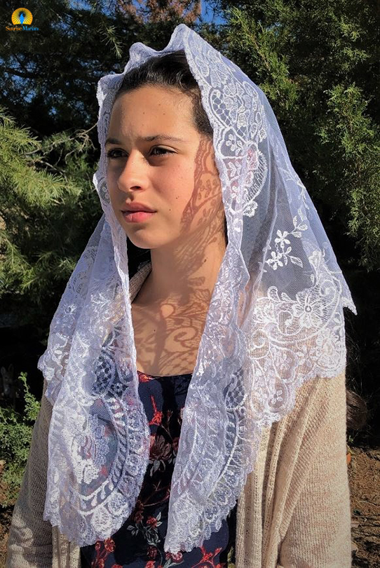 Spanish White Lace Mantilla Chapel Veil